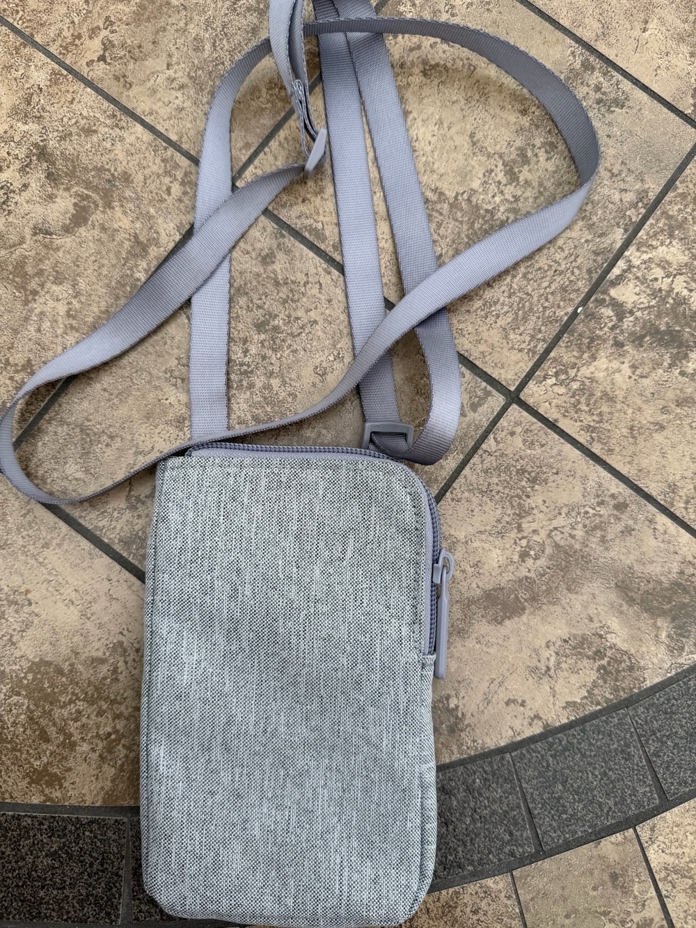 Vera Bradley Heathered Light Gray Crossbody mini Messenger